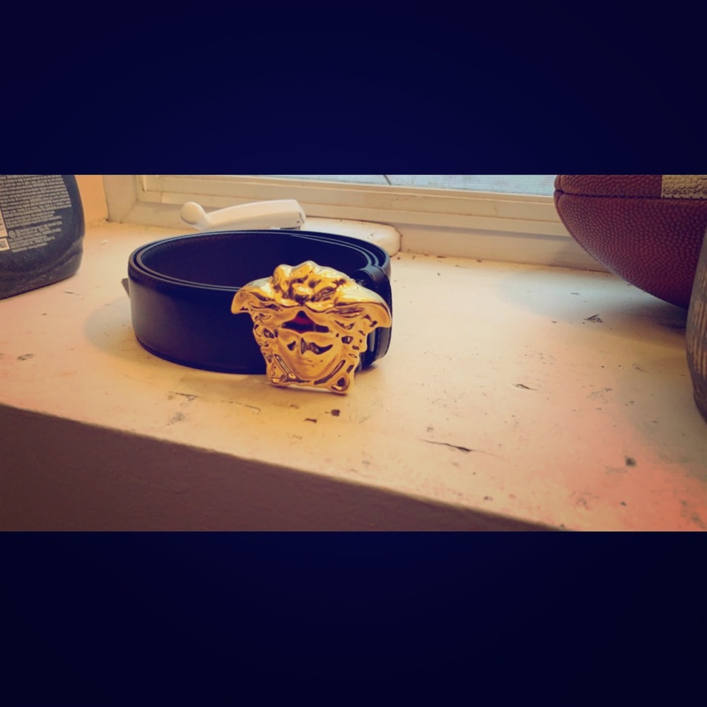 Palazzo belt with Medusa buckle